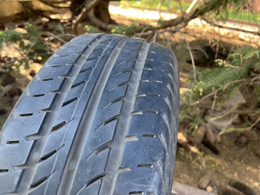 Резина літо розпаровка поштучно вантажне 195/60R 16 C Continental