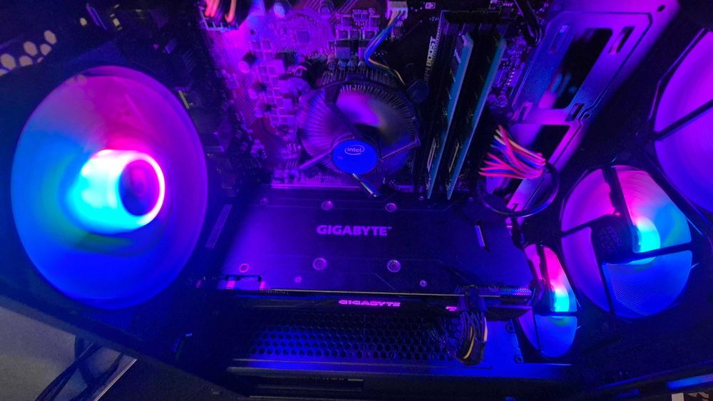 PC Gamer i5 8400 4.0Ghz|16Gb DDR4|GTX 1070 8GB|NVME+HDD|Win 11|ARGB