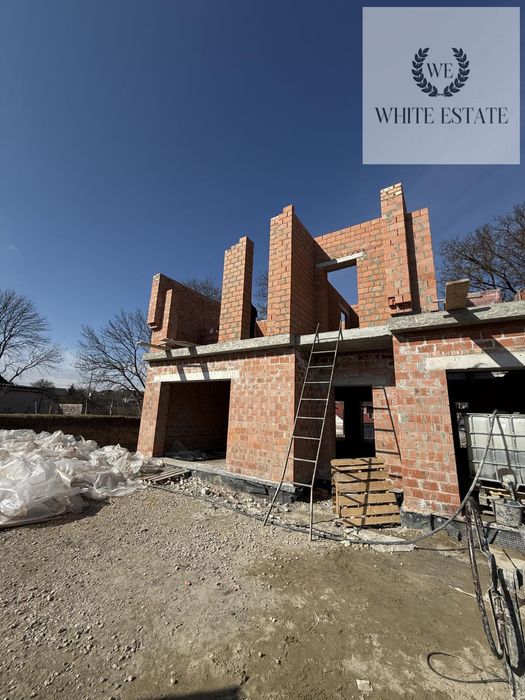 Продаж 2-поверхового Таунхауса у с. Біла