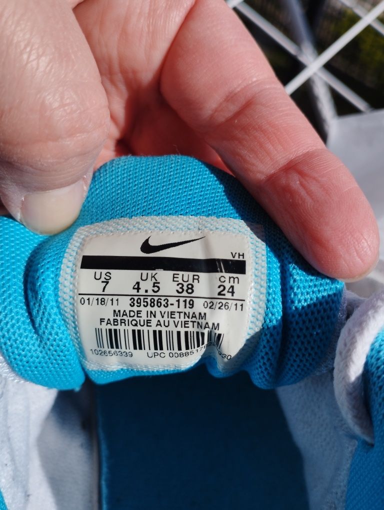 Nike buty sportowe sneakersy damskie białe r.38