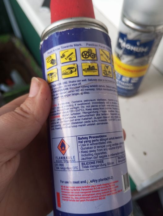 Продам 2 банки для машины