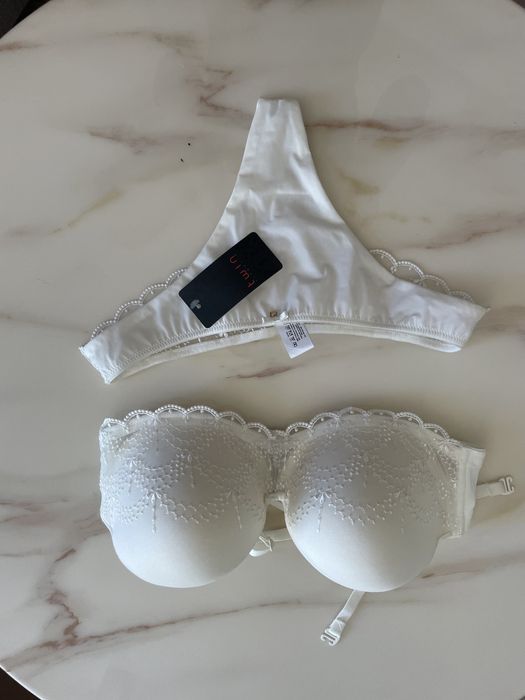 Biustonosz nowy 70D strapless ślubny i figi hiszoanskiej firmy Twin