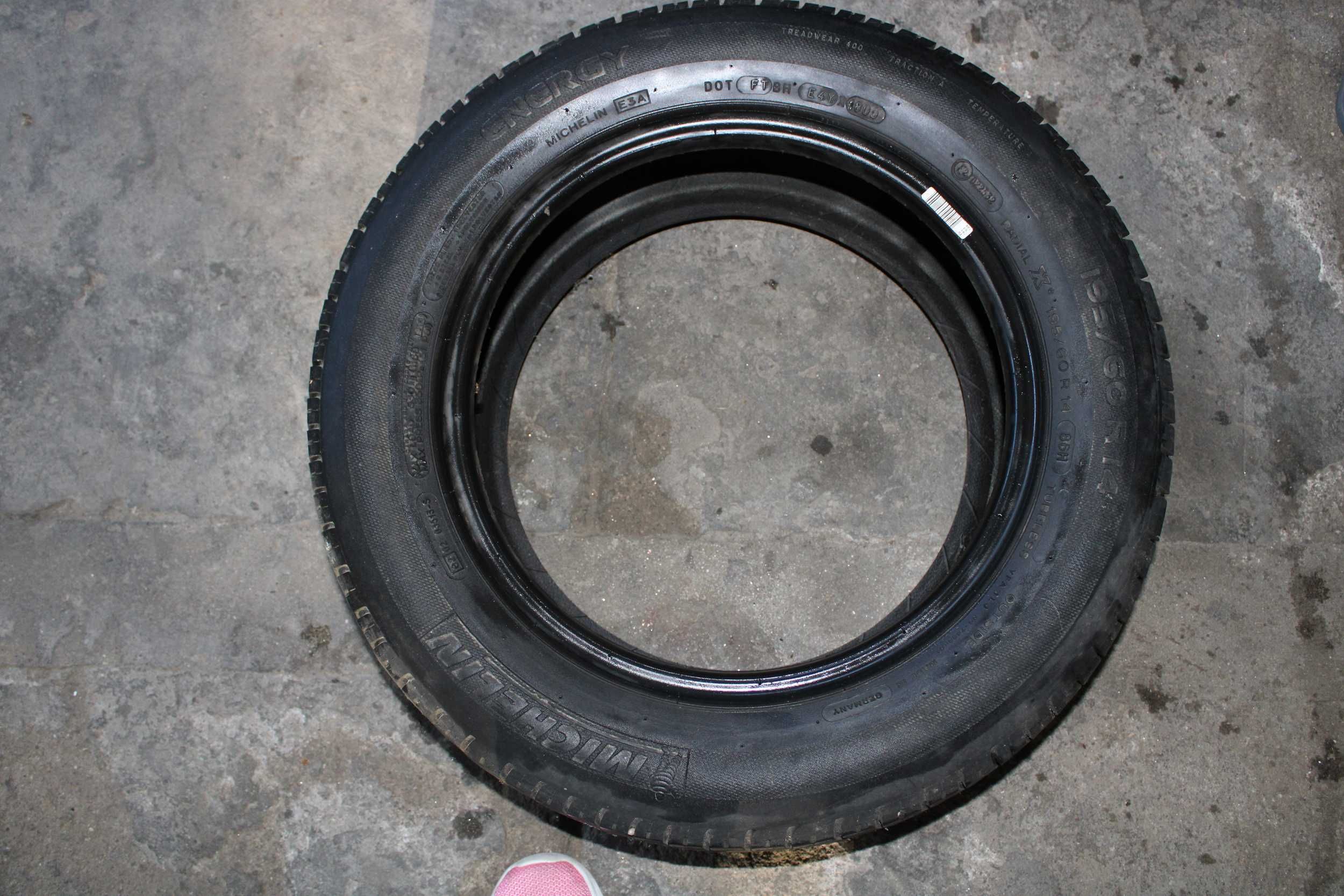 2 Pneus Michelin 195/60 R14