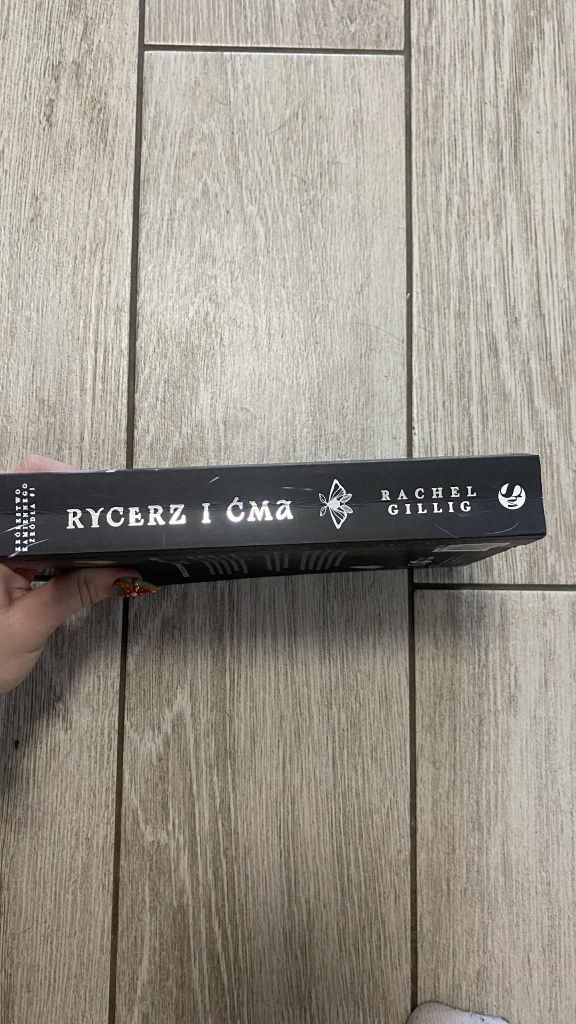 Rycerz i Ćma bdb stan