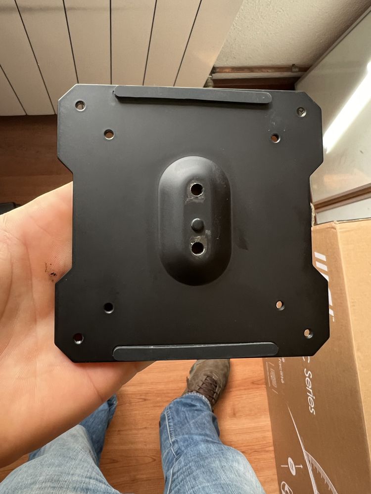 Vesa para monitor MAG341CQ