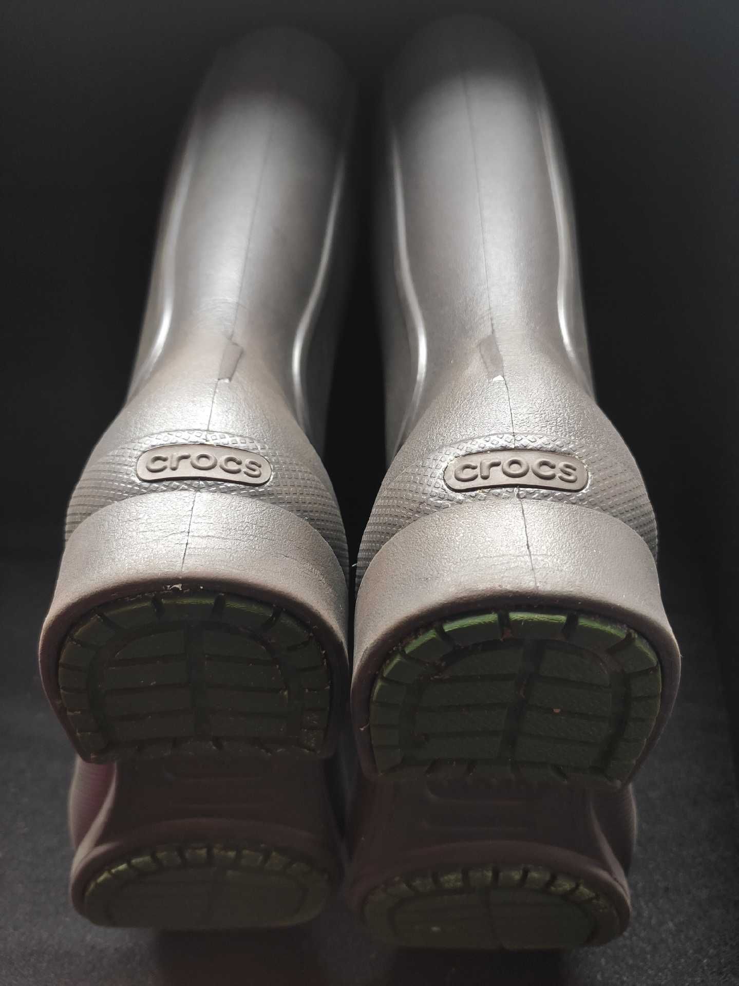 Galochas Botas Crocs castanho como novas