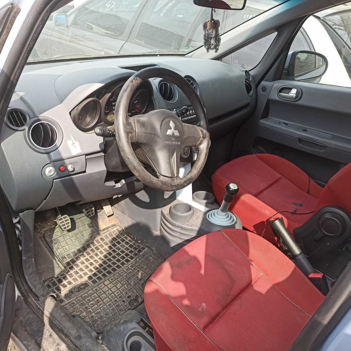 Mitsubishi Colt samochody na części!