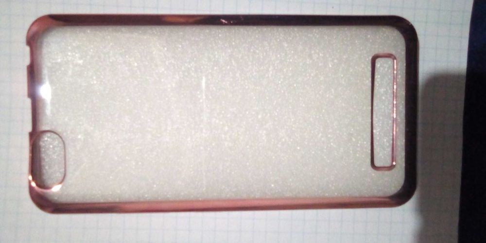 Чехлы на телефоны