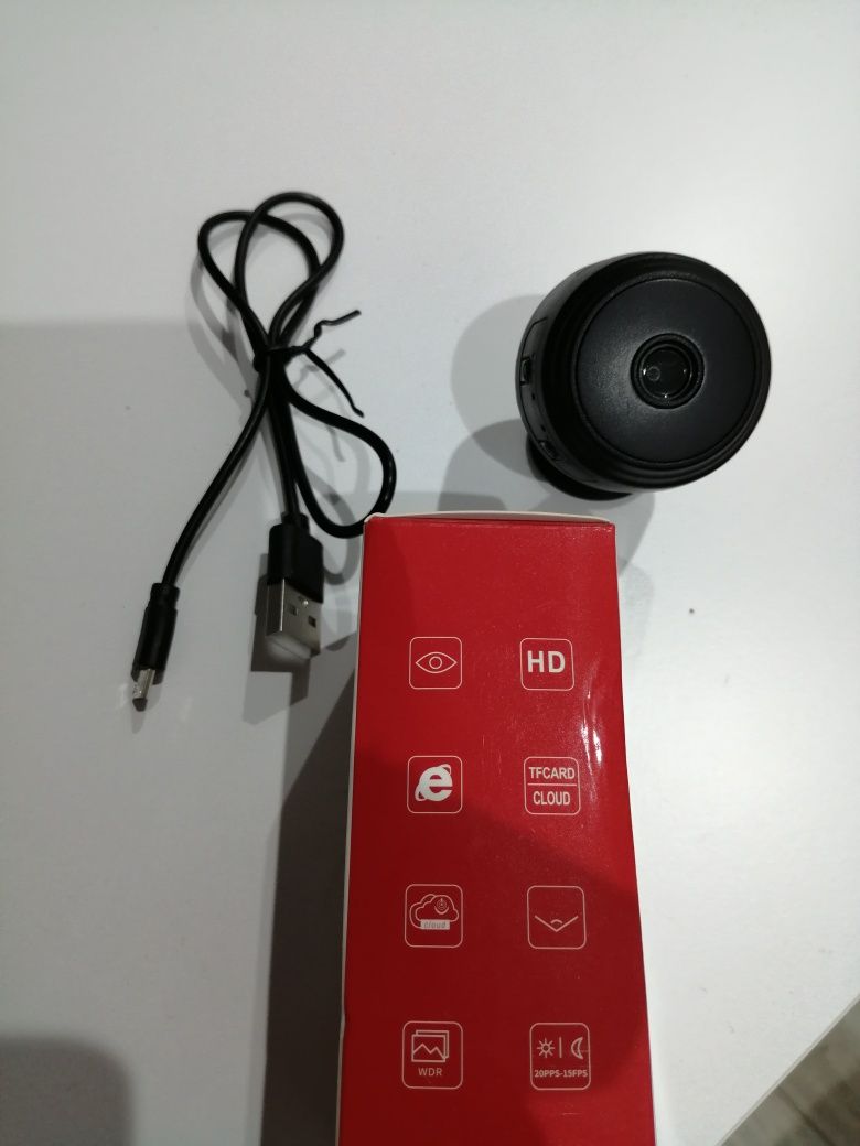 Mini kamera domowa WiFi