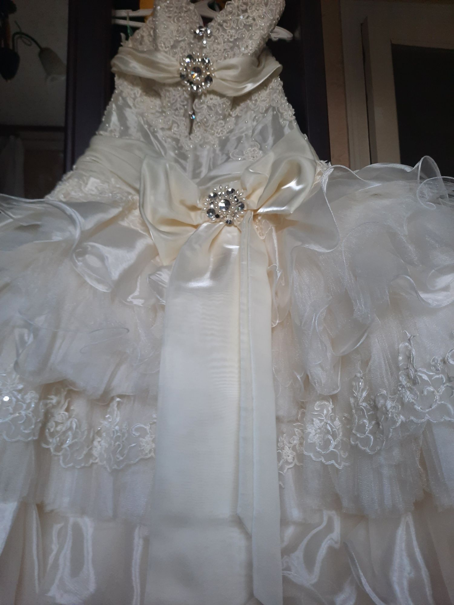 Весільна сукня 46р