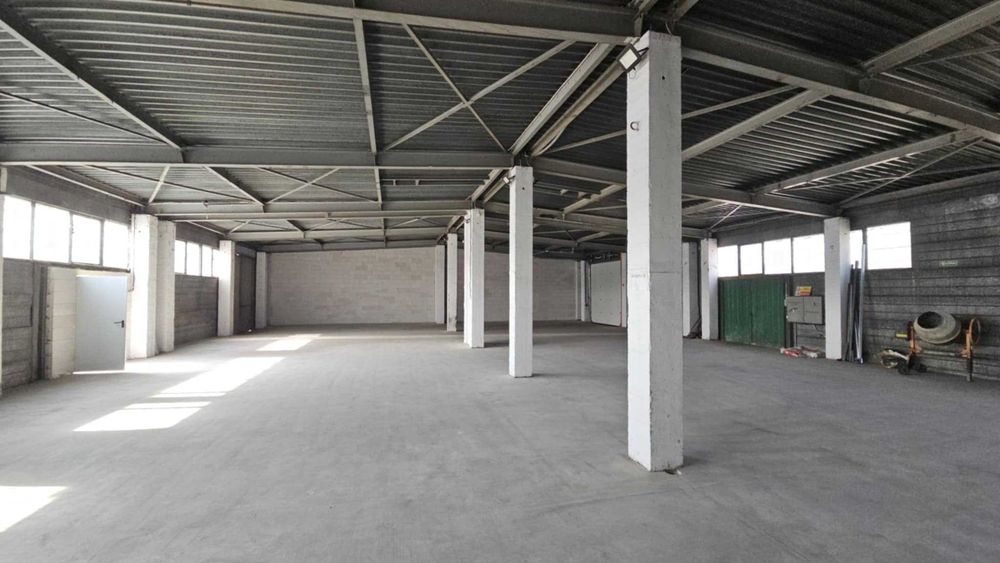 Magazyn 450m2, duże bramy wjazdowe, plac