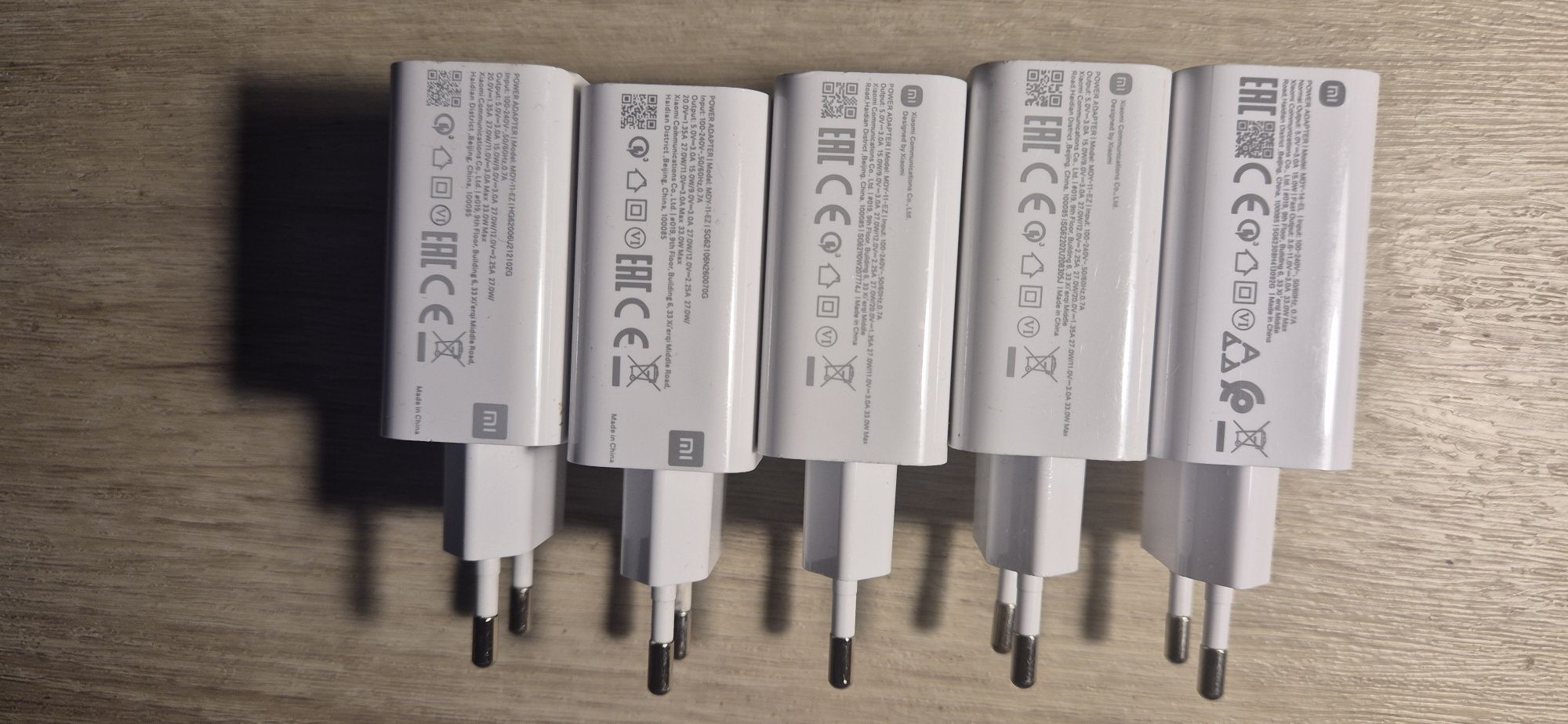 Ładowarka 33W Xiaomi. W zestawie z kablem.