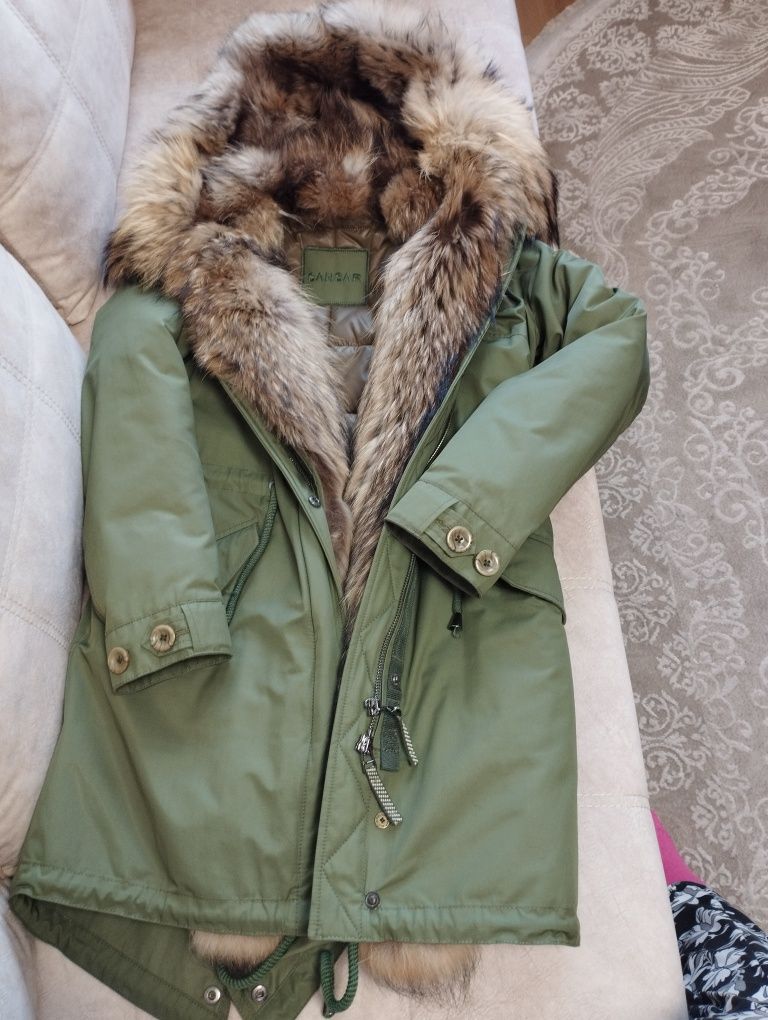 Куртка зимняя женская,Торг. Турция  с мехом енот б/у