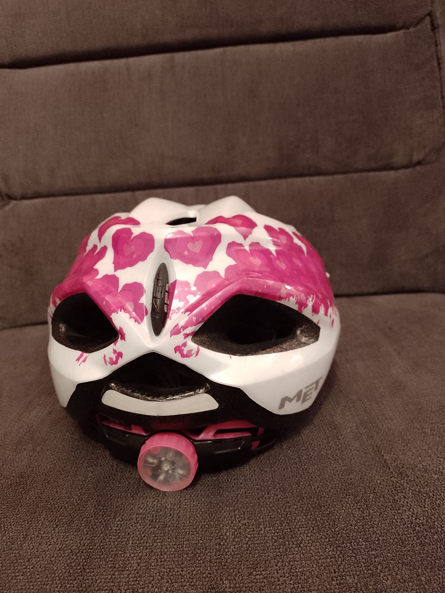 Kask rowerowy uniwersalny MET