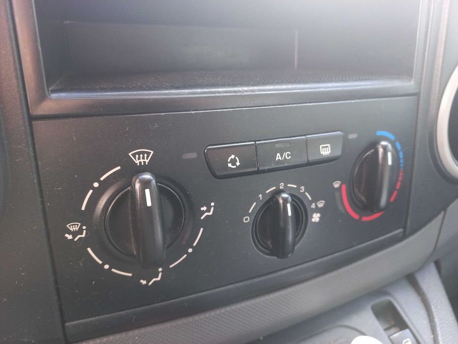 Peugot Partner 1.6hdi Vat1