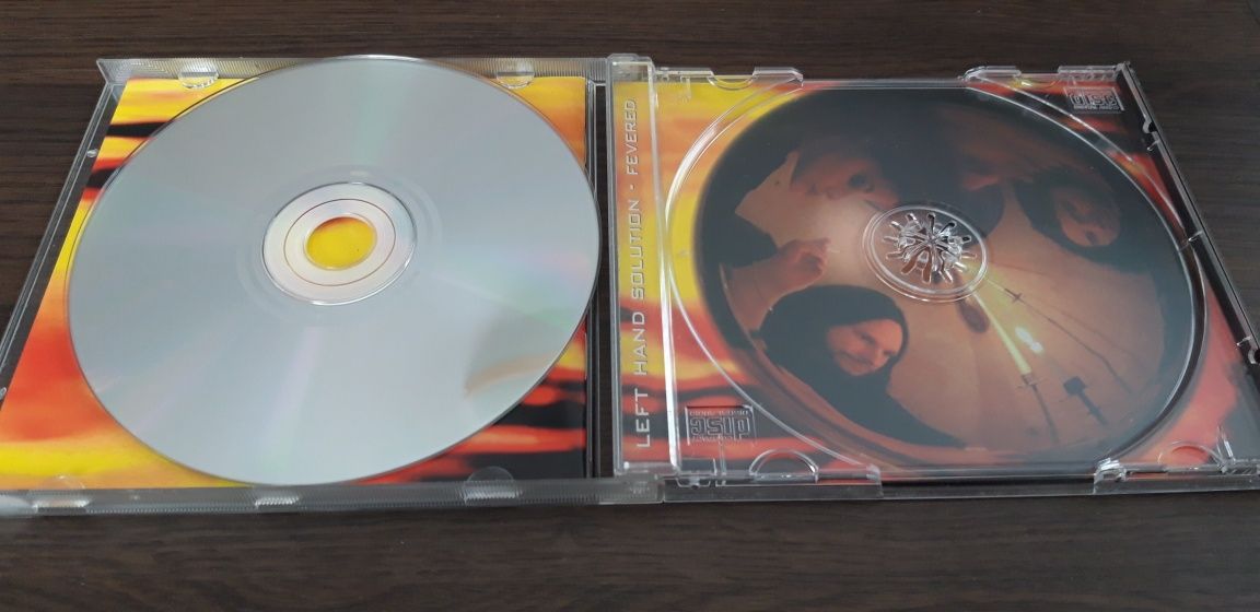 Płyta CD Left Hand Solution Fevered