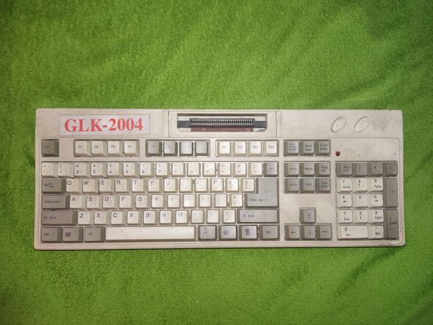 Konsola 8-bitowa GLK-2004 klawiatura (pseudo NES)