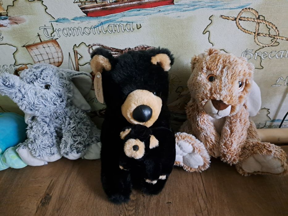 Продам динрзавров мягких,зайка,мишка