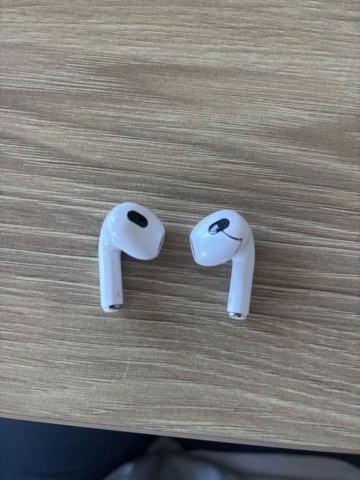 Навушники Apple AirPods 3