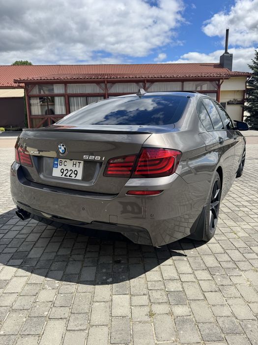 BMW F10 528i xdrive