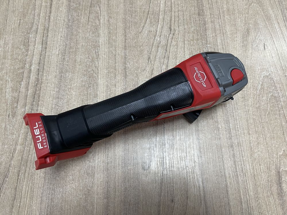 Milwaukee M18 2880-20 Rapidstop / безщіткова болгарка Мілвокі