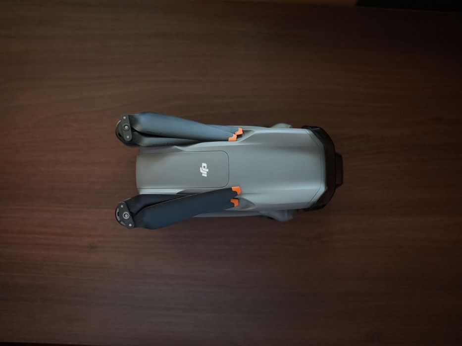 DJI Air 3 Fly More Combo com filtros ND e seguro Care Refresh ativo