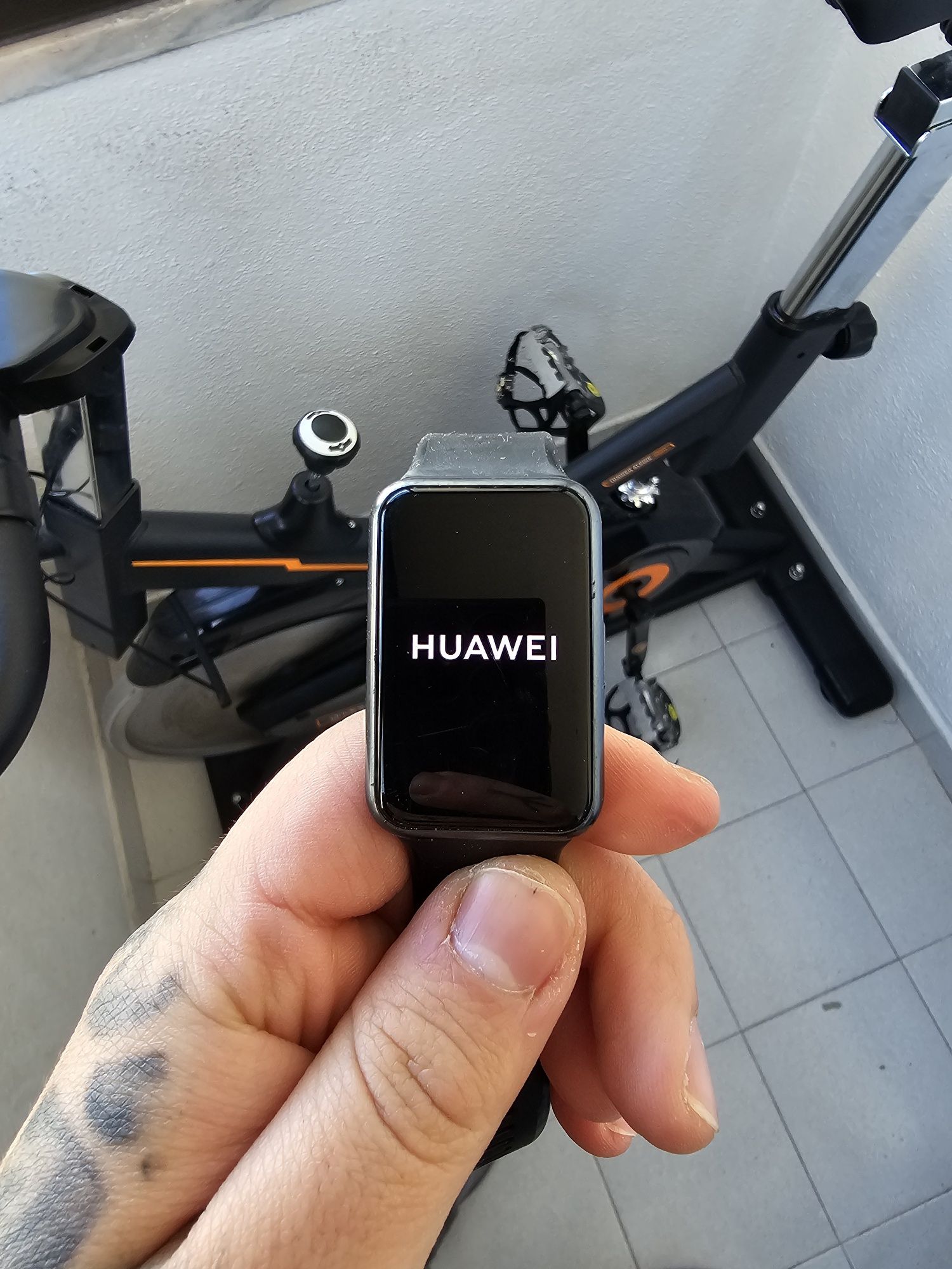 Bicicleta Spinning Gridinlux alpine 7000 + OFERTA Huawei Watch Fit