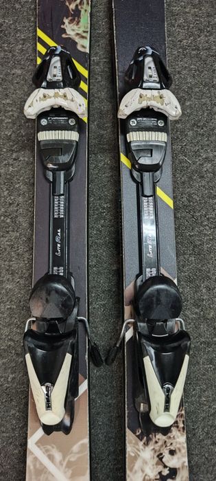 Freestyle 161 cm HEAD CADDY 81 twin tip /1