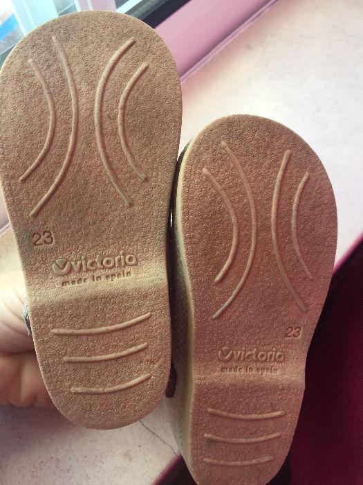 Sapatos criança menina marca Victoria 23