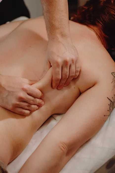 Masaż modelującу antystresowy relaksacyjny Masażysta Mobilny