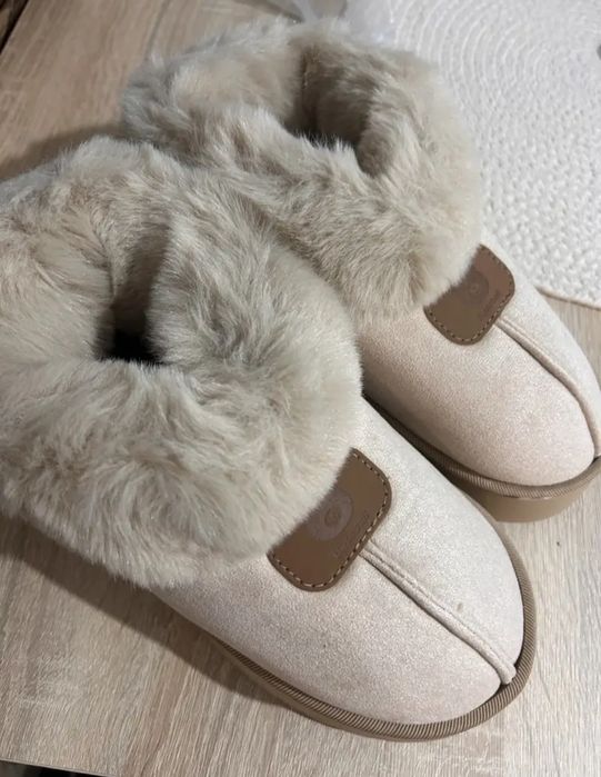 Jasne beżowe damskie buty śniegowce mukluki 37 futerko