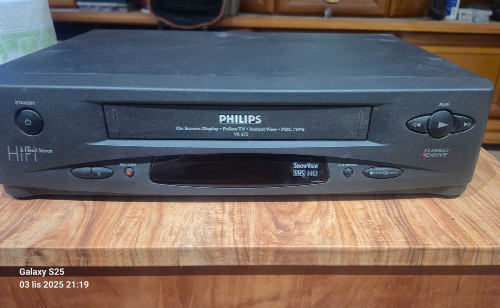 Magnetowid Philips VR-675 VR 675 Wideo Video VHS