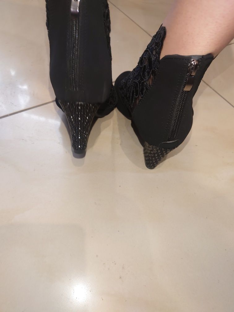 Buty damskie rozmiar 36