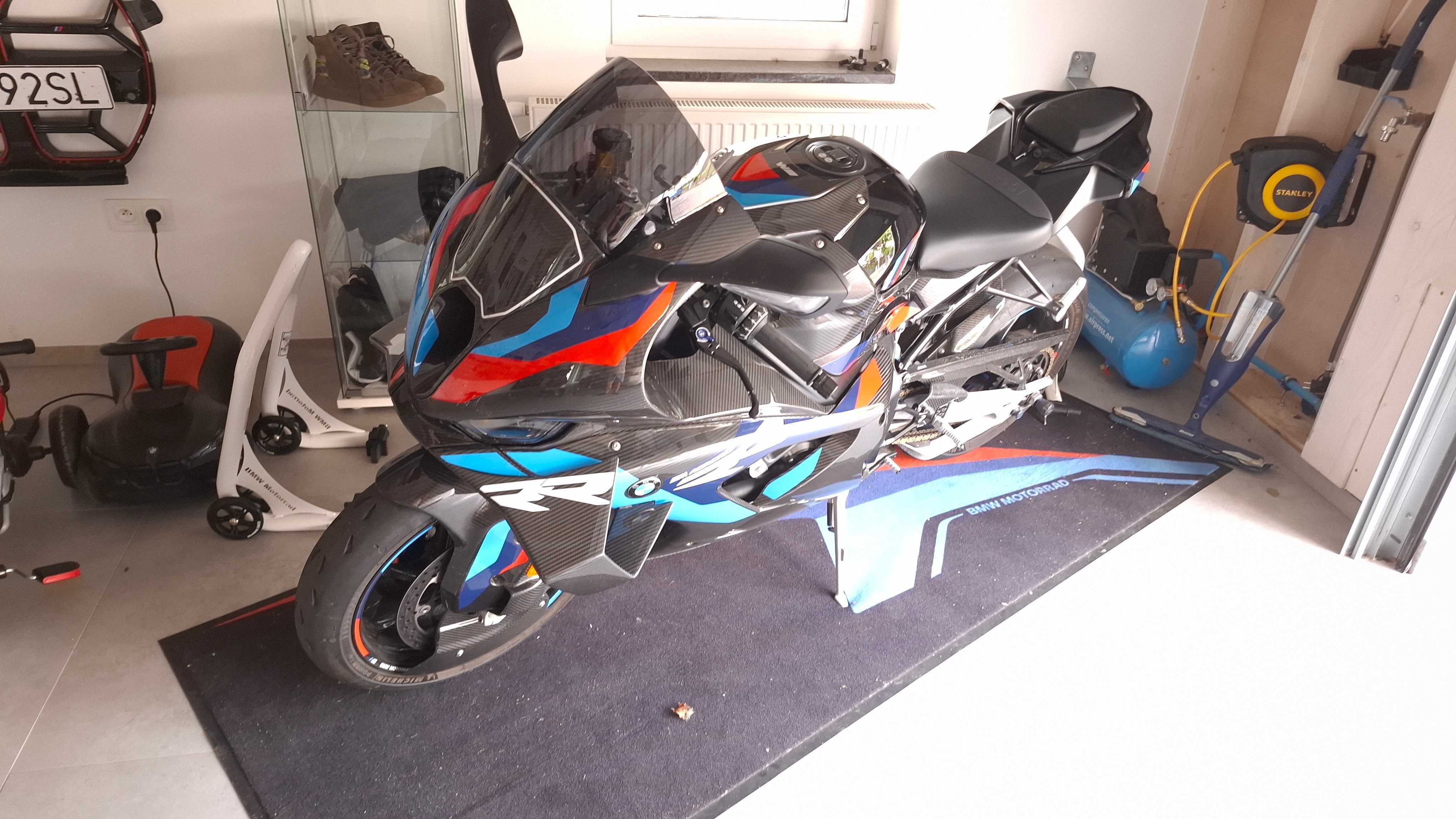 bmw m1000rr 2024 M Competition