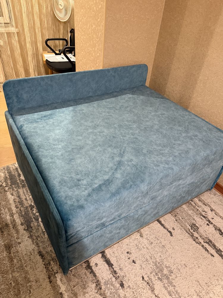 Продам кресло-диван 120*200 см