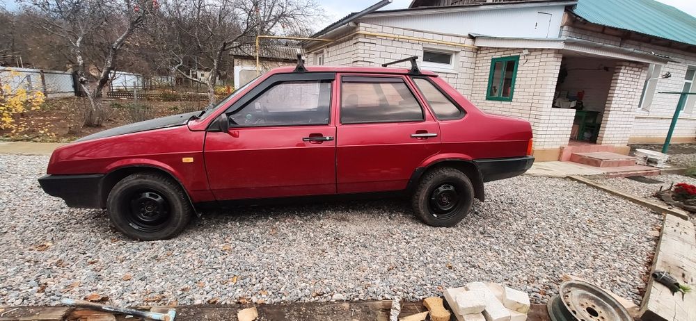 ВАЗ 21099 бензин