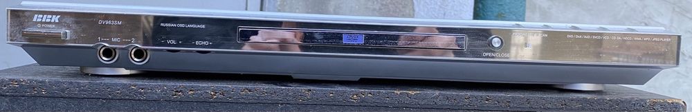 BBK DVD−плеєр DV963SM