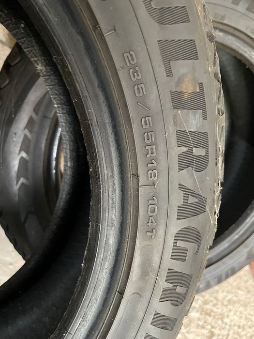 Шини Goodyear UltraGrip Ice Arctic 235/55 R18 104T