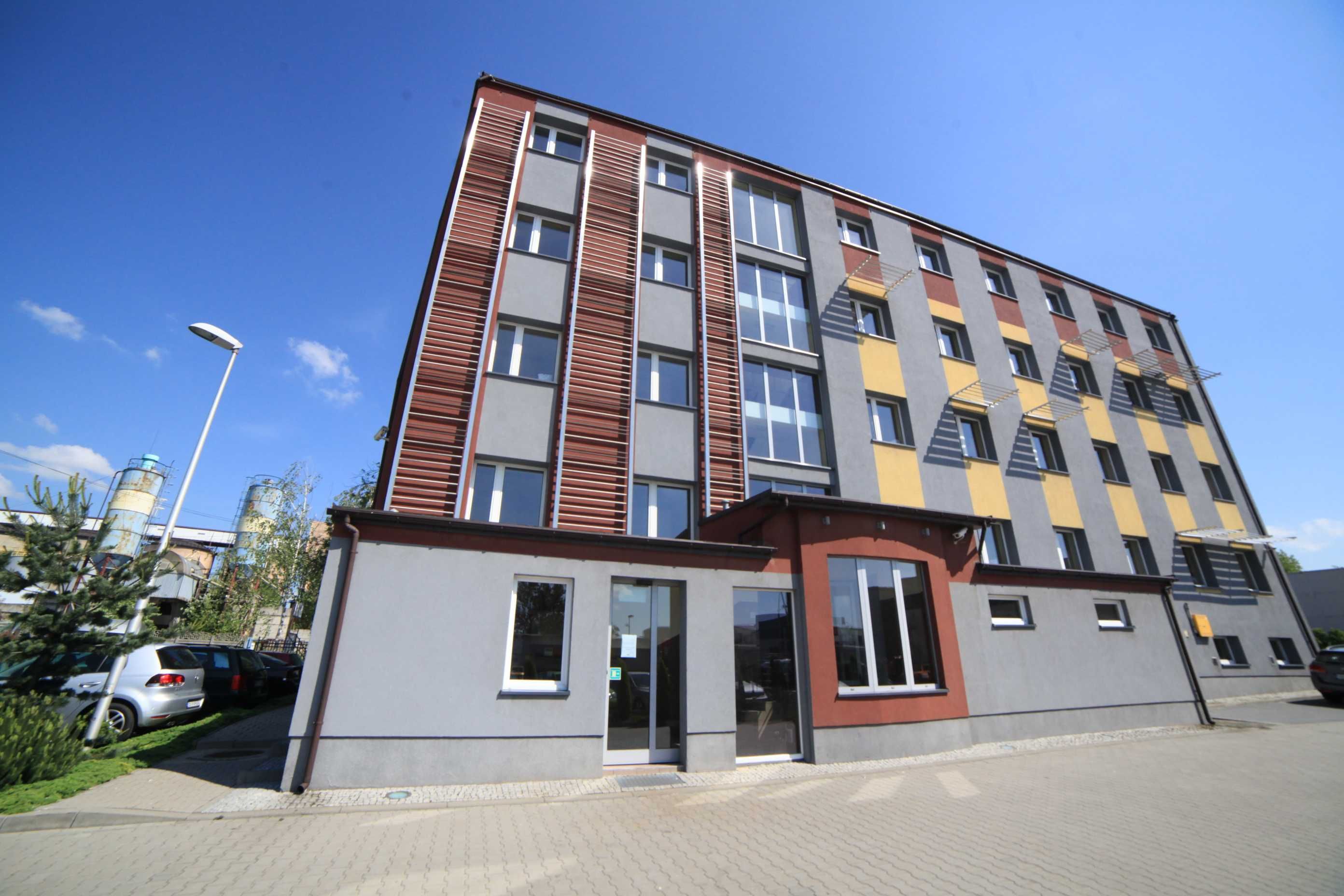 Mała piwnica do wynajęcia - 14,27 m2 - Tychy, ul. Fabryczna 12