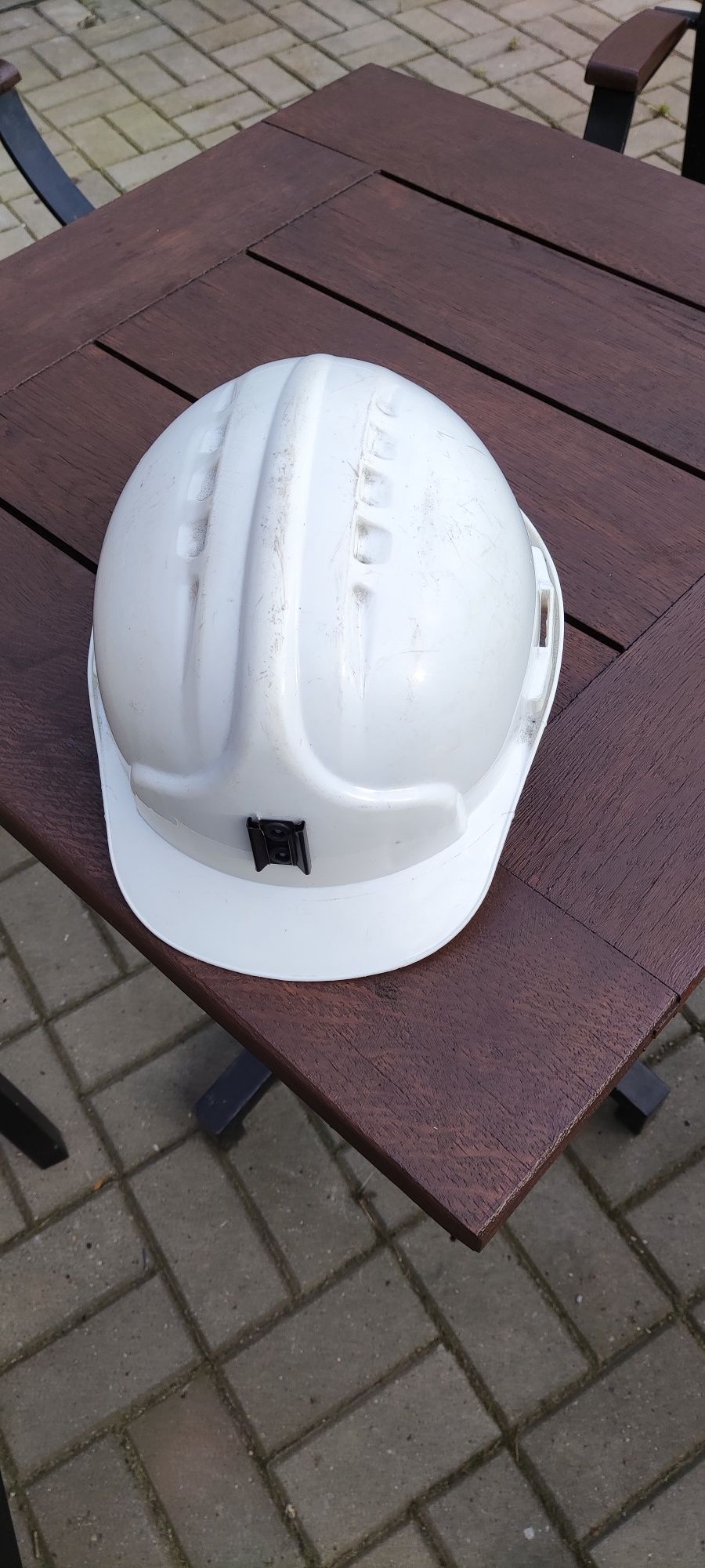 Hełm kask budowlany