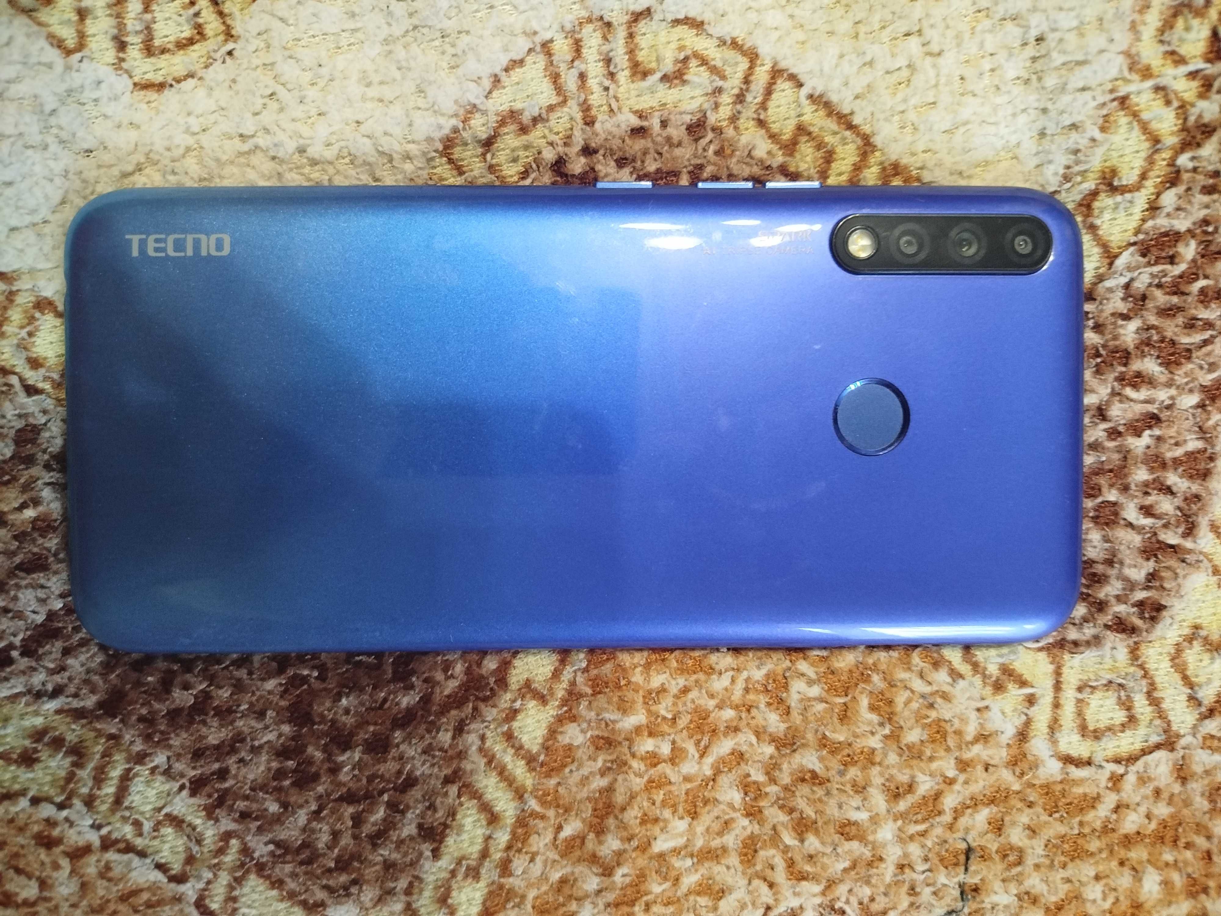 Продам телефон TECNO SPARK4