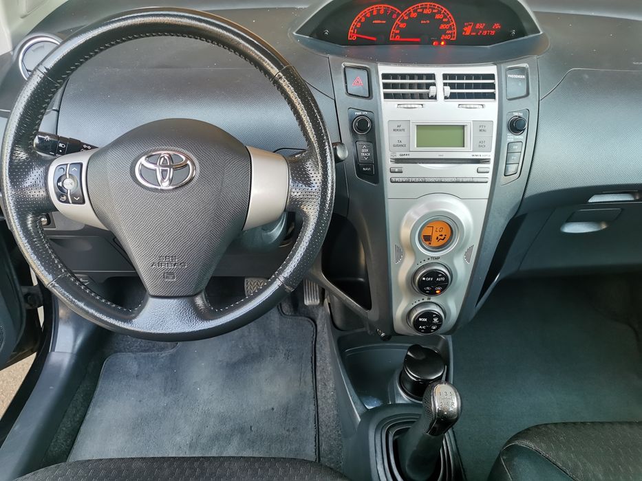 Toyota Yaris ST SPORT 1,8 benzyna 133 km produkcja Japonia