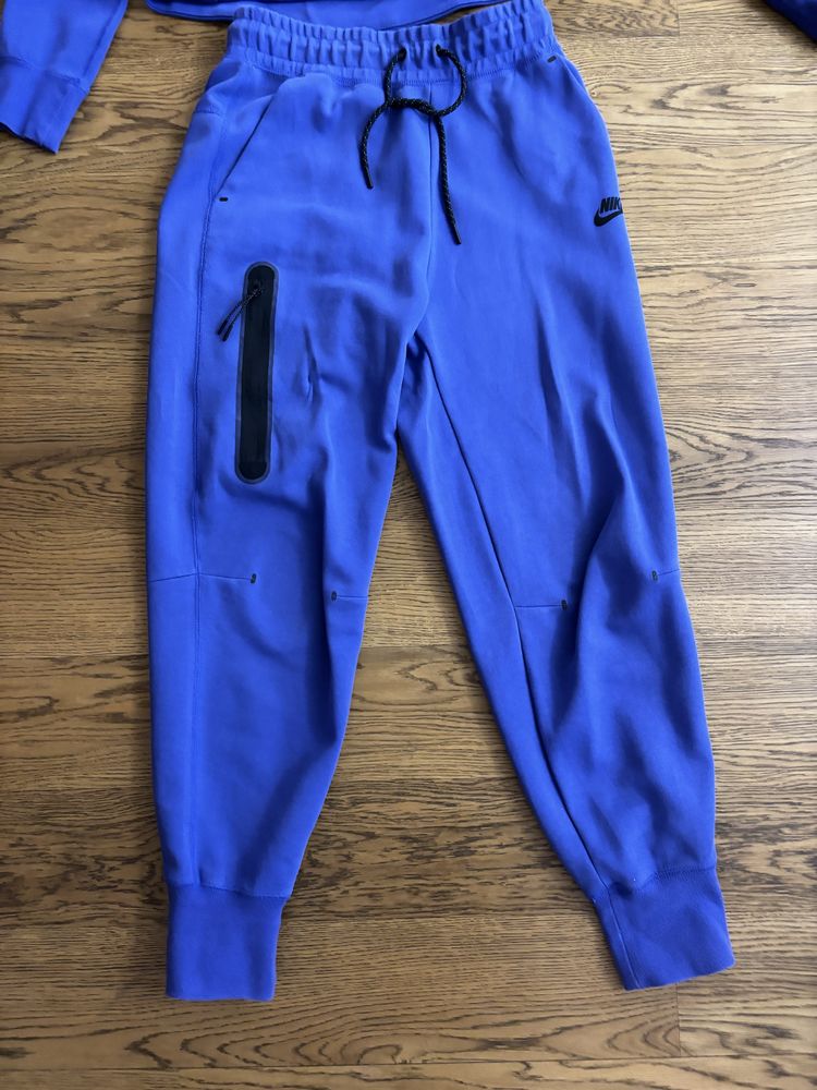 Nike tech fleece костюм жіночий