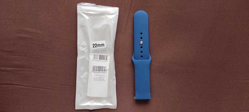 Relógios criança novos, cada 6€, pulseiras etc (ler anúncio)