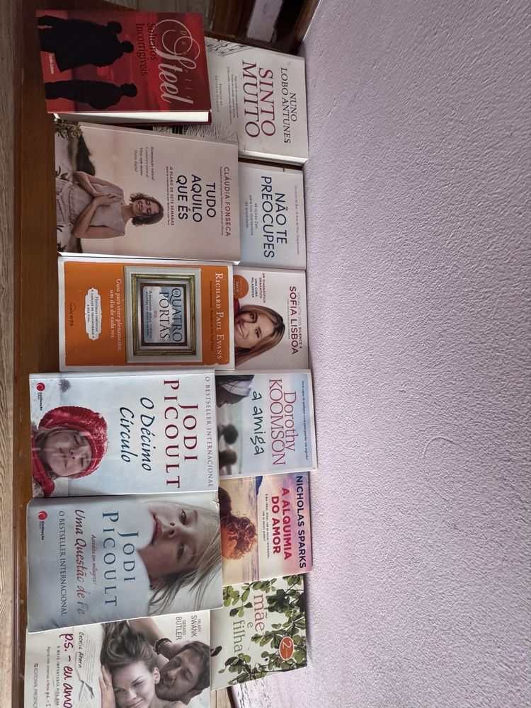 Varios livros- romances….