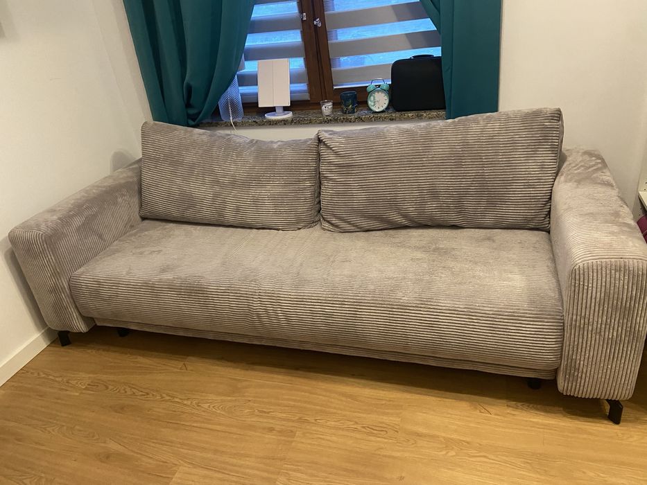 Kanapa sztruksowa , stan bardzo dobry