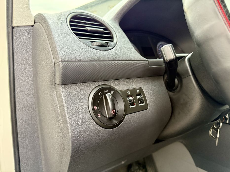 Volkswagen Caddy 2007 Рідна фарба