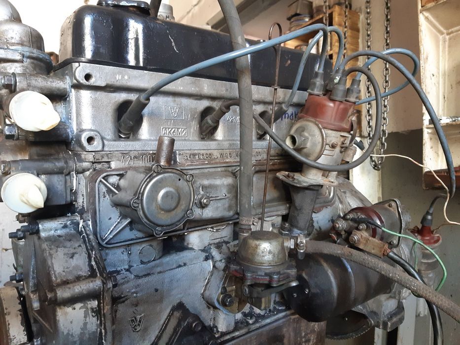 Двигун мотор 421  417  402  Ніса