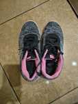 Красивые детские Skechers  Серые, в отличном состоянии Цена: 350