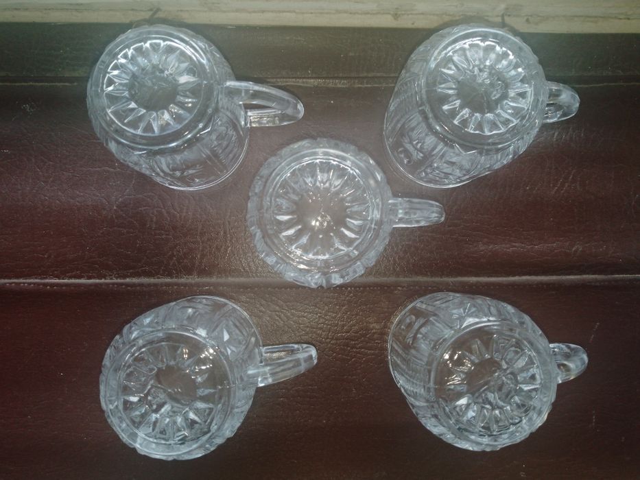 Продається набір кришталевих кружок виробництва СРСР.